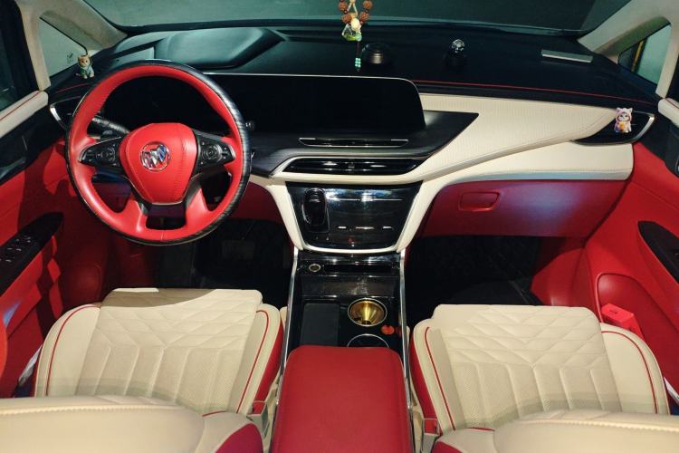 Used Buick GL8 2022 ES Landtrek 653T Comfort Edition Center Console