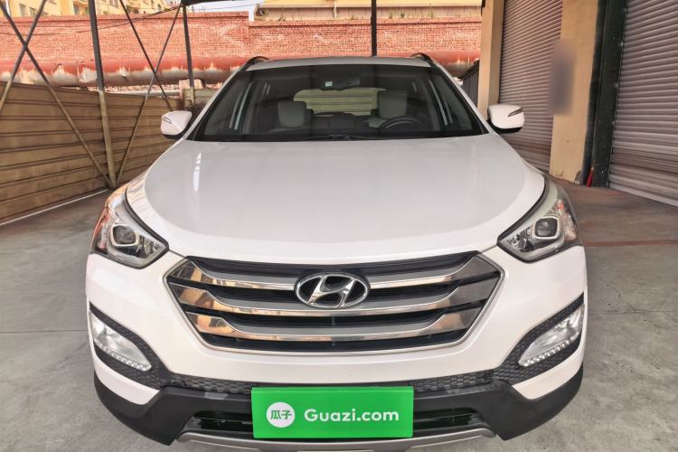 Used Hyundai Santa Fe 2015 2.4L Automatic Two-Wheel Drive Comfort Edition 5 Seats

