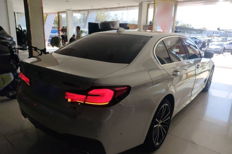 Used BMW 5 Series 2022 Second Facelift 530Li Leading Edition M Sport Package
