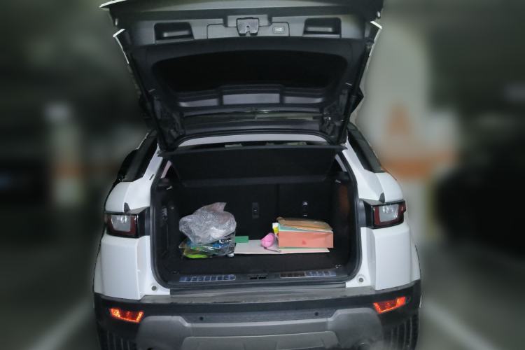 Used Land Rover Range Rover Evoque 2018 240 PS SE Smart Brilliance Edition
