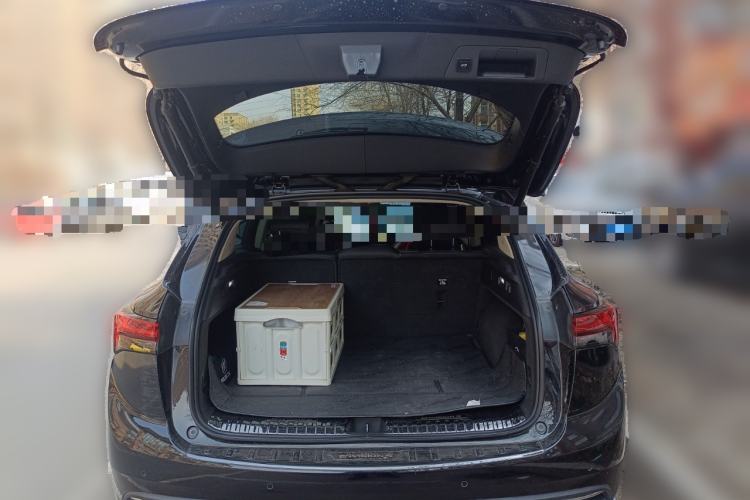 Used Buick Envision 2022 Facelift Encore S 552T Two-Wheel-Drive Luxury Model
