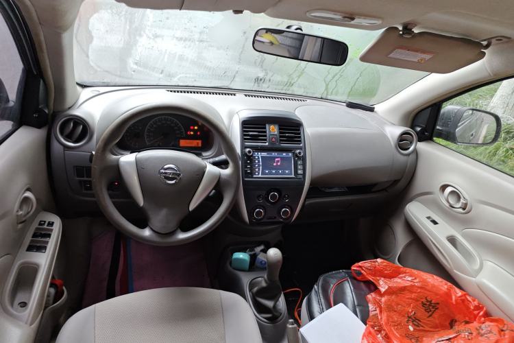 Used Nissan Sunny 2015 1.5XE Manual Comfort Edition
