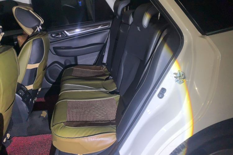 Used Subaru Outback 2015 2.5i Luxury Navigation Edition Left Rear Seat