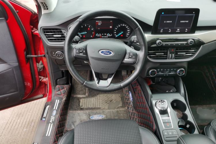 Used Ford Focus 2019 Sedan EcoBoost 180 Automatic Trend Edition