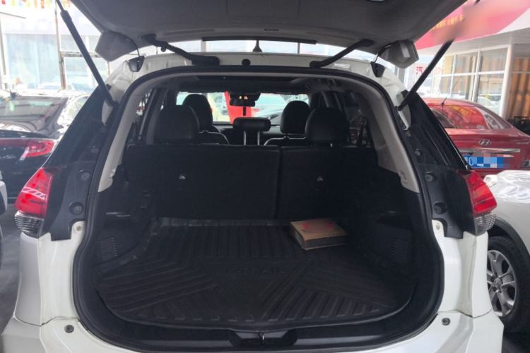 Used Nissan X-Trail 2023 Classic 2.0L Two-Wheel Drive Smart Connect & Comfort Edition Trunk