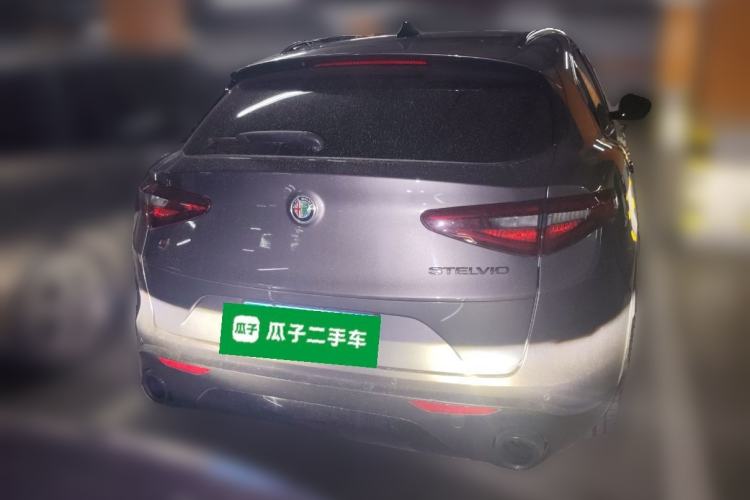 Used Alfa Romeo Stelvio 2017 2.0T 200HP Luxury Edition Rear