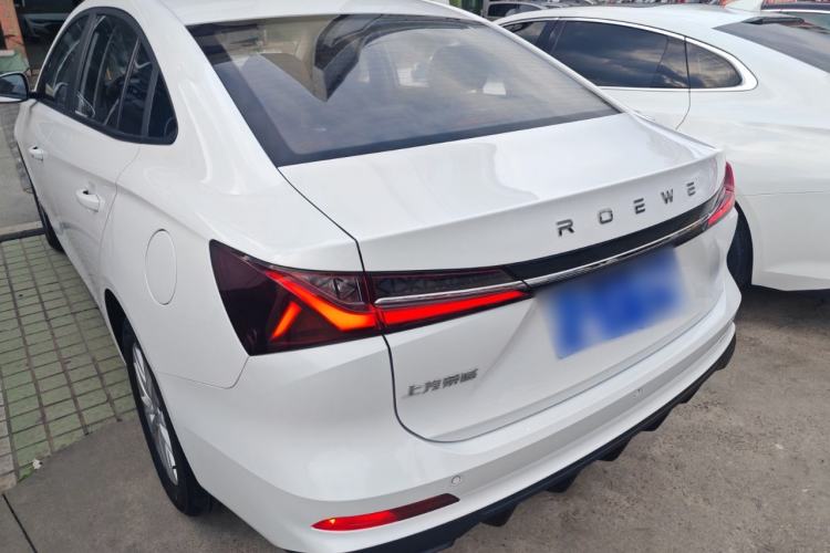 Used Roewe i5 2023 1.5L Manual Comfort Edition
