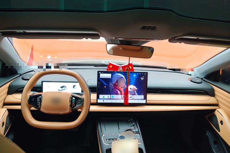 Used Geely Galaxy Galaxy 8 2025 130km EM-i Deluxe Edition
