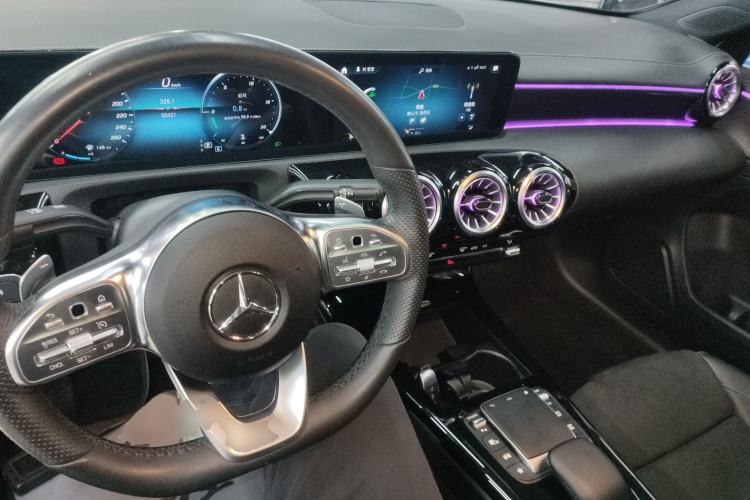 Used Mercedes-Benz A-Class 2021 A 200 L Sport Sedan Fashion Model
