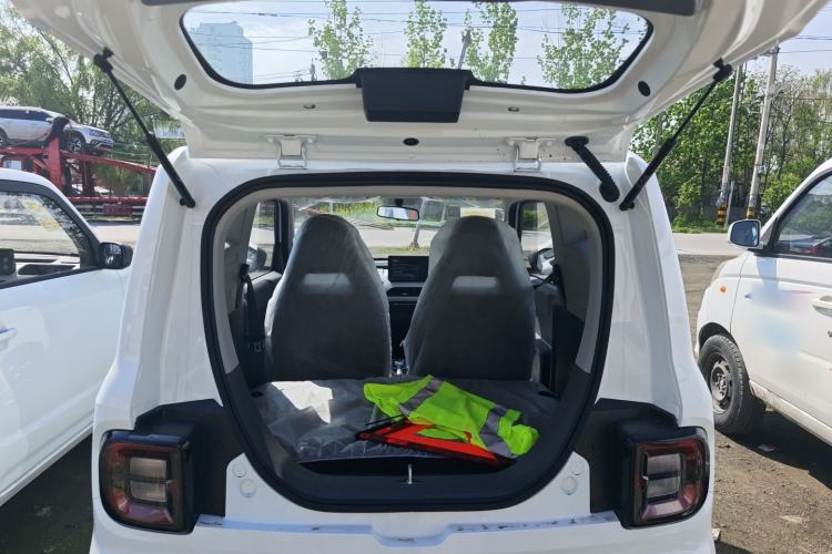 Used Geely Galaxy Panda 2024 Panda Mini 200km Endurance Bear Trunk