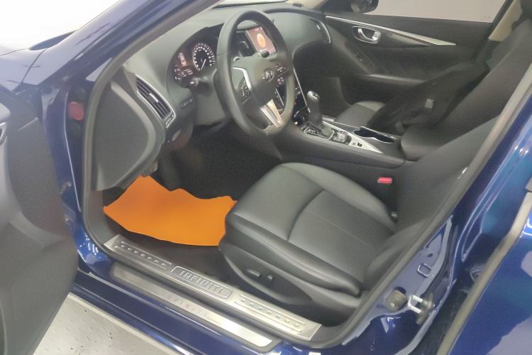 Used Infiniti Q50L 2018 2.0T Comfort Edition China VI Standard
