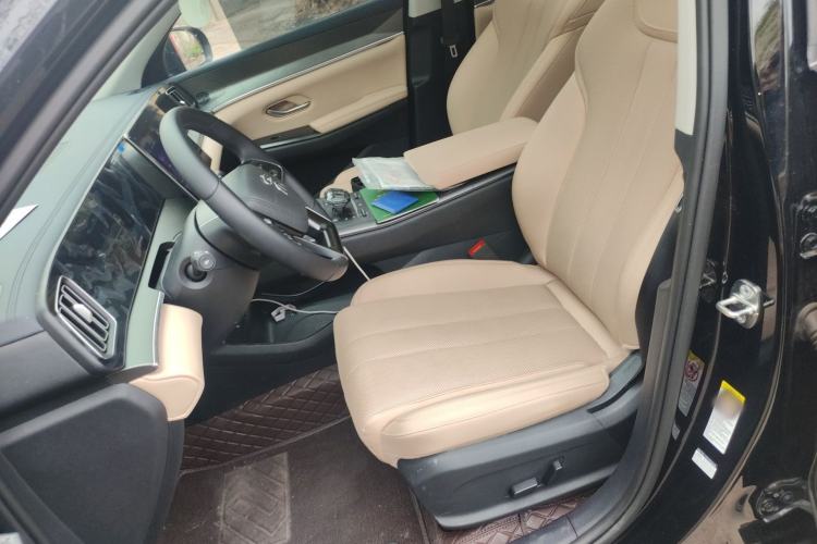 Used BYD Song L DM-i 2024 112 km Leading Edition Left Front Seat