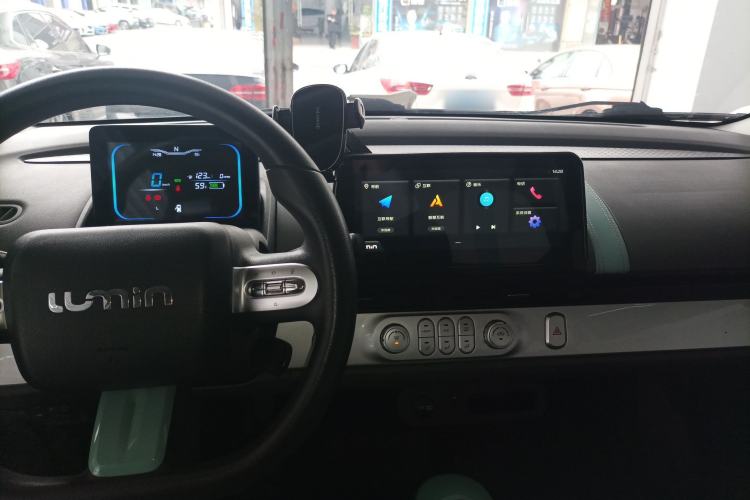 Used CHANGAN NEVO Lumin 2022 210km Sweet Edition Center Console