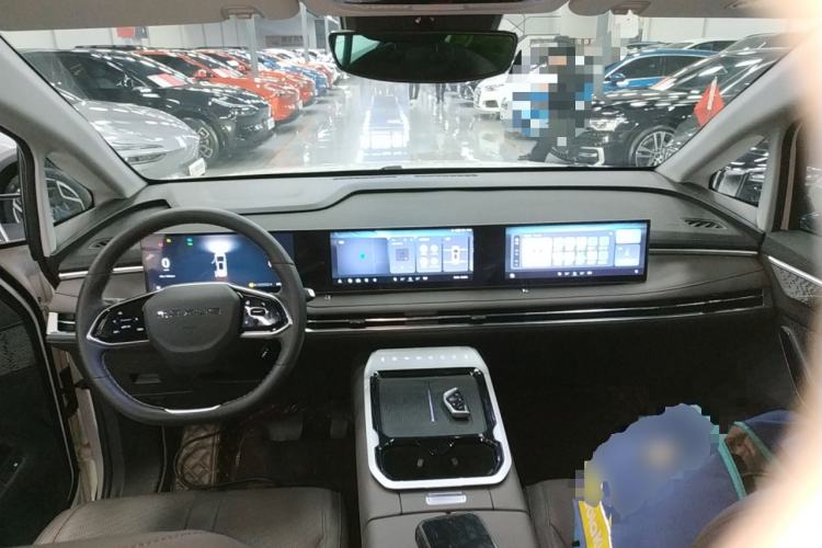 Used SAIC MAXUS G70 2024 2.0T Automatic Flagship Version 7 Seats
