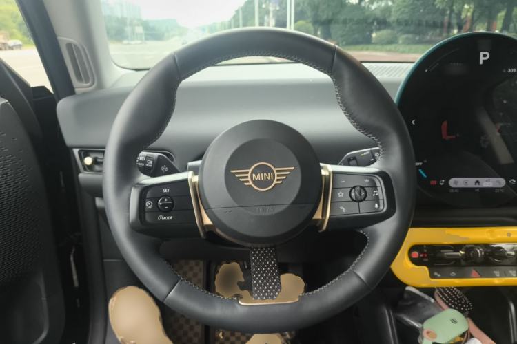 Used MINI Electric COOPER 2025 456km COOPER E Classic Style
