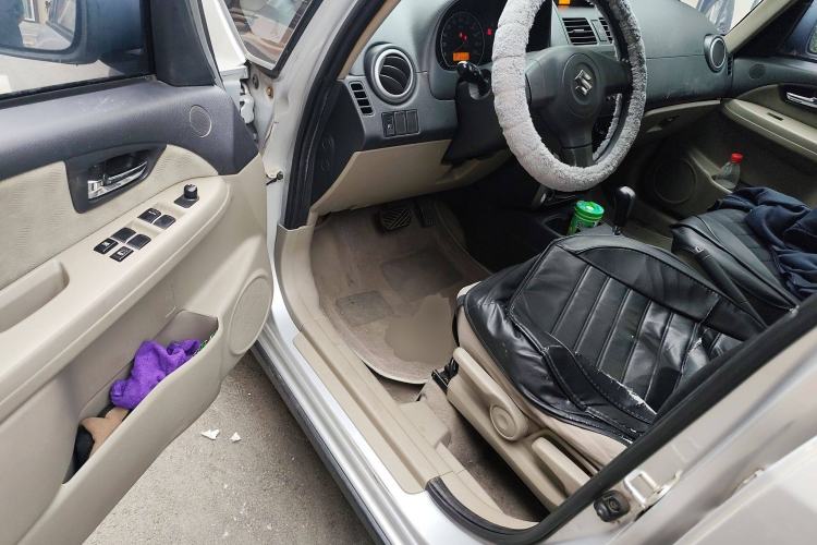 Used Suzuki SX4 2011 Hatchback 1.6L Automatic Dynamic Model