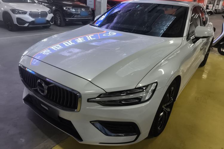 Used Volvo S60 2020 T4 Zhiyi Luxury Edition