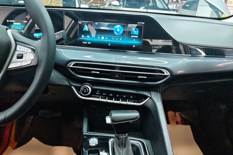 Used CHANGAN Eado 2020 PLUS Blue Whale NE 1.4T GDI DCT Prestige Model
