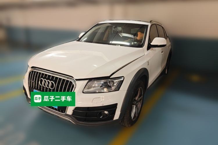 Used Audi Q5 2018 Collector's Edition 40 TFSI Technology Model