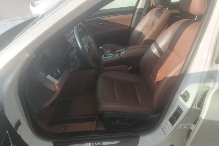 Used BMW 5 Series 2014 520Li Elegant Model
