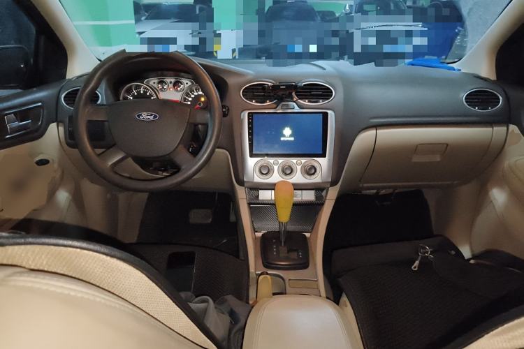 Used Ford Focus 2011 Hatchback 1.8L Automatic Fashion Edition
