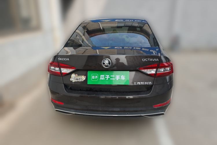 Used Skoda Octavia 2018 1.6L Automatic Luxury Edition Rear