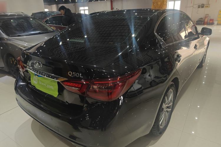 Used Infiniti Q50L 2018 2.0T Comfort Edition China VI Standard
