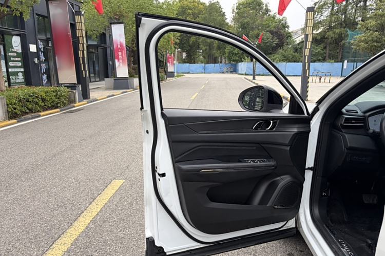 Used Lynk & Co 01 2023 1.5TD EM-F PM