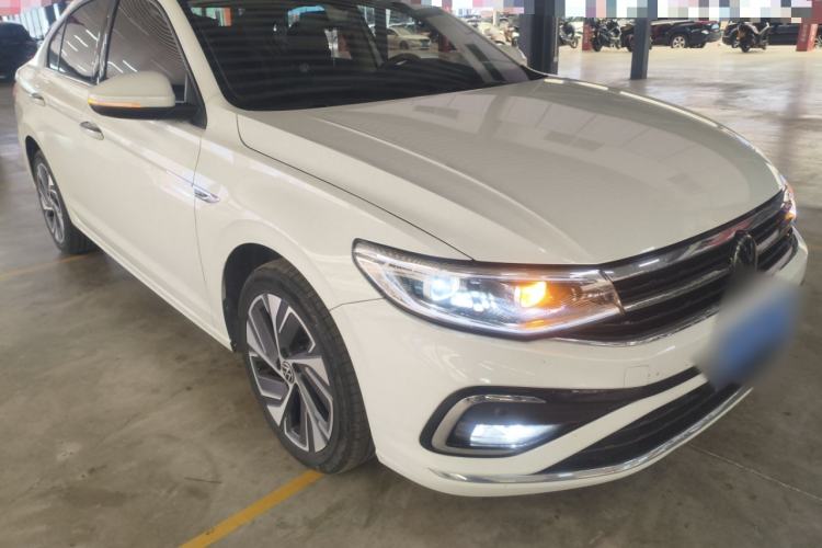 Used Volkswagen Bora 2023 300TSI DSG Prestige Edition
