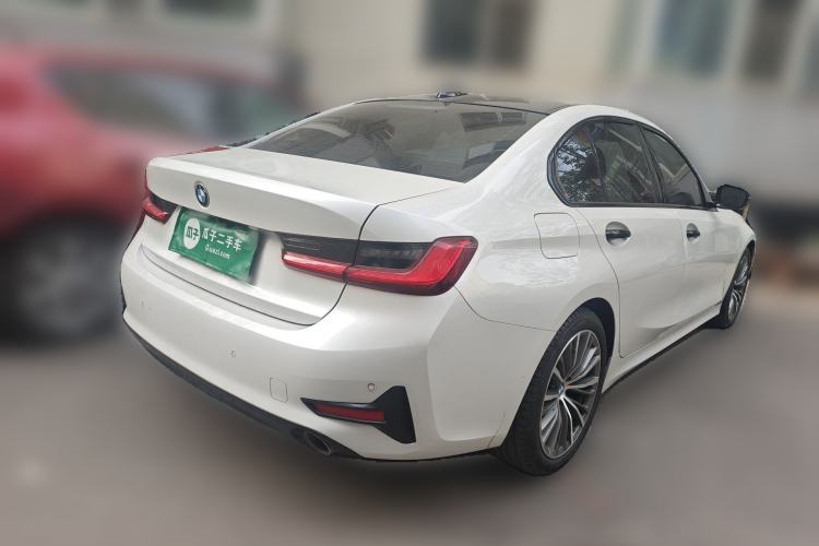 Used BMW 3 Series 2021 320i Sport Package Rear Right 45 Deg