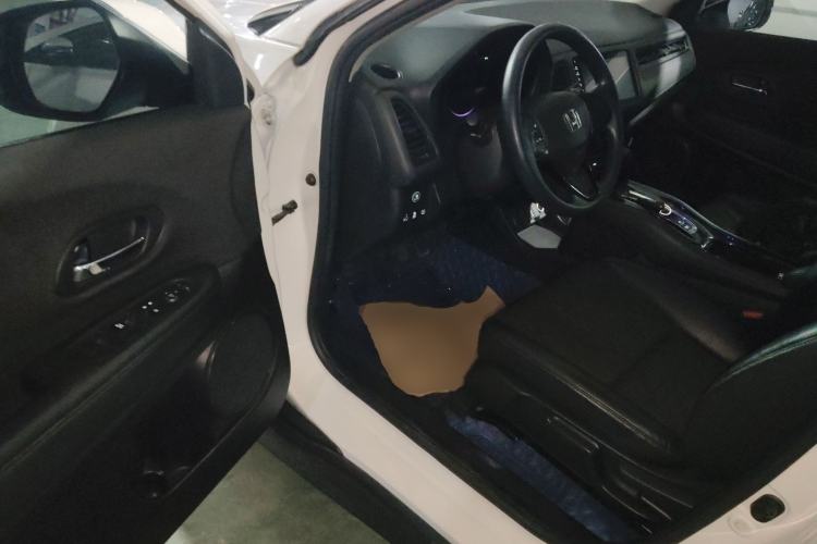 Used Honda Vezel 2020 1.5L CVT Pioneer Edition Driver Seat