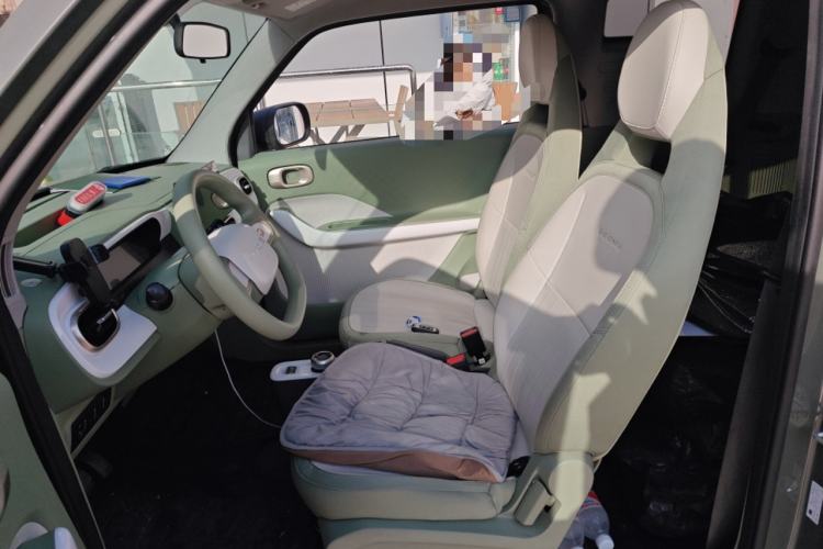 Used Geely Galaxy Panda 2025 210km Panda Rider Left Front Seat