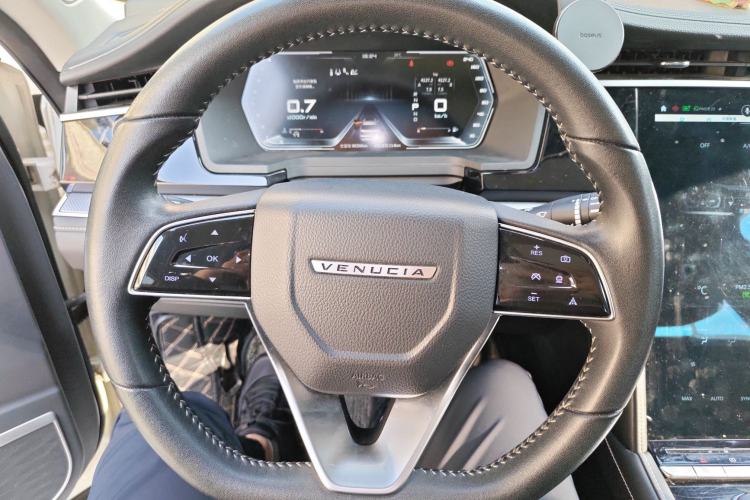 Used Venucia Star 2020 260T Automatic 48V Mild Hybrid Turbocharged Starry Edition