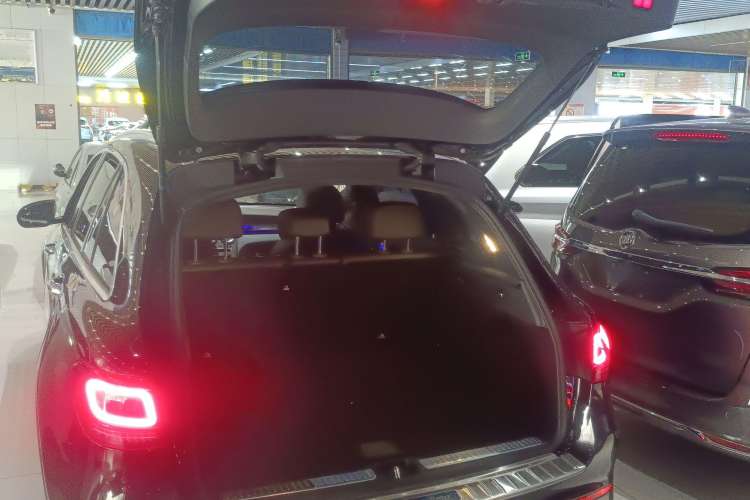 Used Mercedes-Benz GLC 2021 GLC 260 L 4MATIC Luxury Model