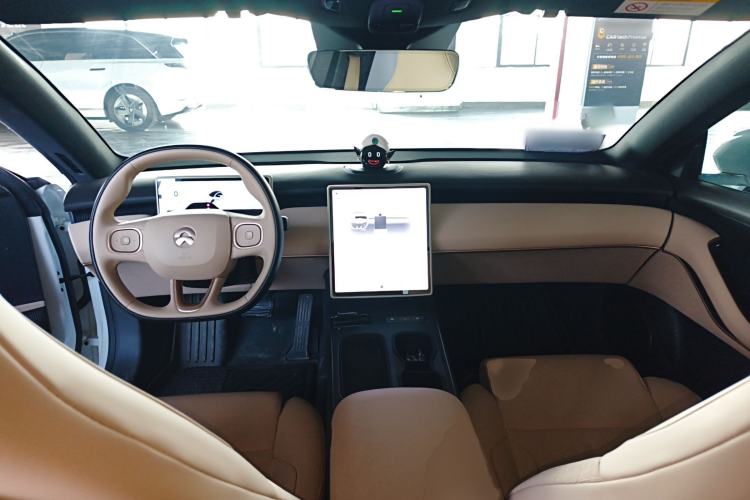 Used Nio ET5 2024 75 kWh
