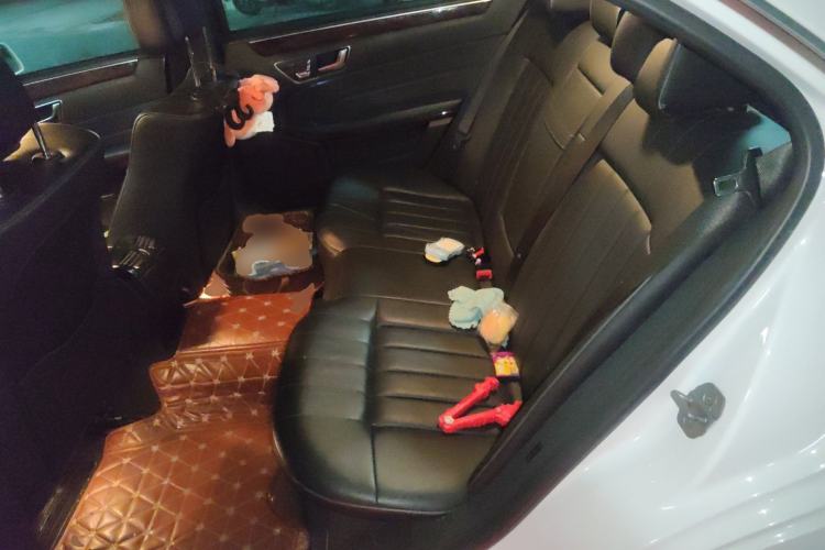 Used Mercedes-Benz E-Class 2015 E 200 L Left Rear Seat