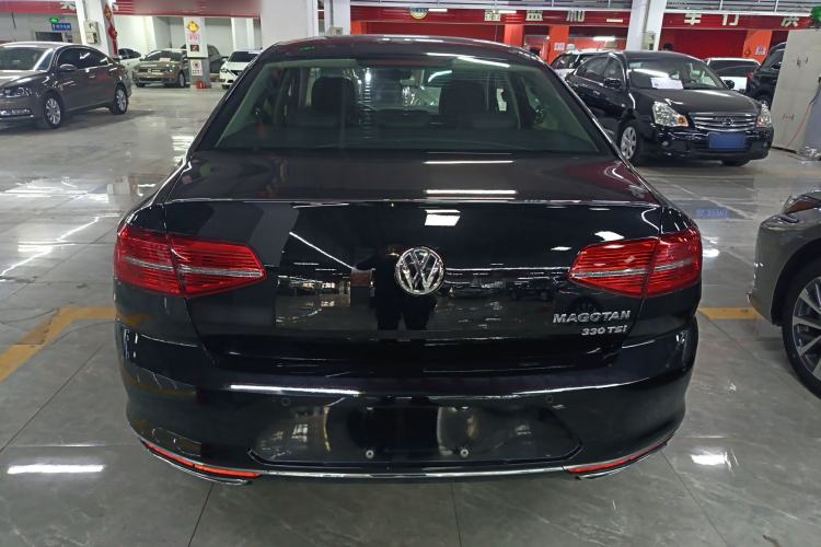 Used Volkswagen Magotan 2018 Facelift 330TSI DSG Luxury Model
