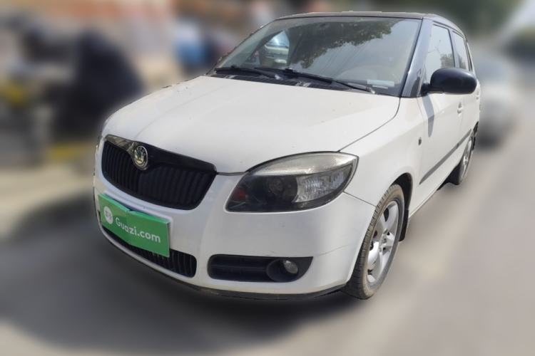 Used Skoda Fabia 2011 1.6L Automatic Cool Black Edition