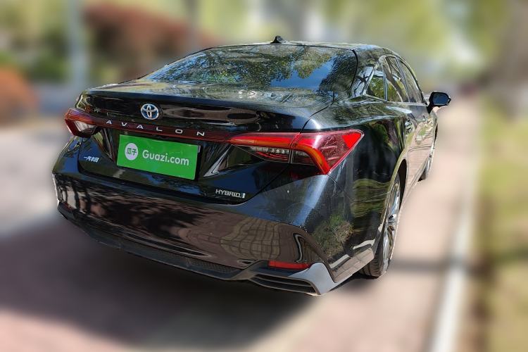Used Toyota Avalon 2019 Dual-Engine 2.5L Luxury Edition China VI Standard
