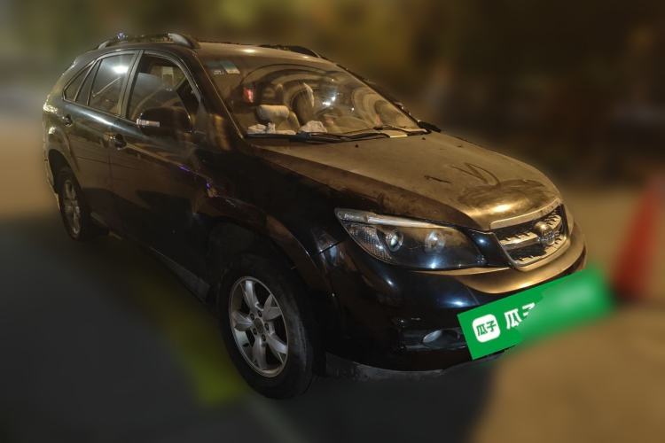 Used BYD S6 2014 2.0L Manual Luxury 5-Seater
