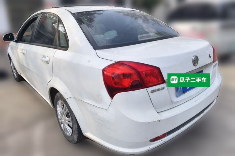 Used Buick Excelle 2015 1.5L Manual Classic Trim
