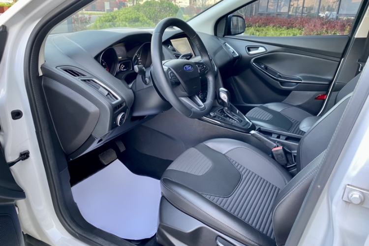 Used Ford Focus 2017 Hatchback EcoBoost 180 Automatic Elite Model
