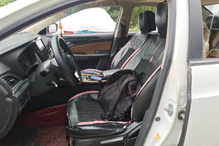 Used BYD Qin New Energy 2017 1.5T Luxury Model
