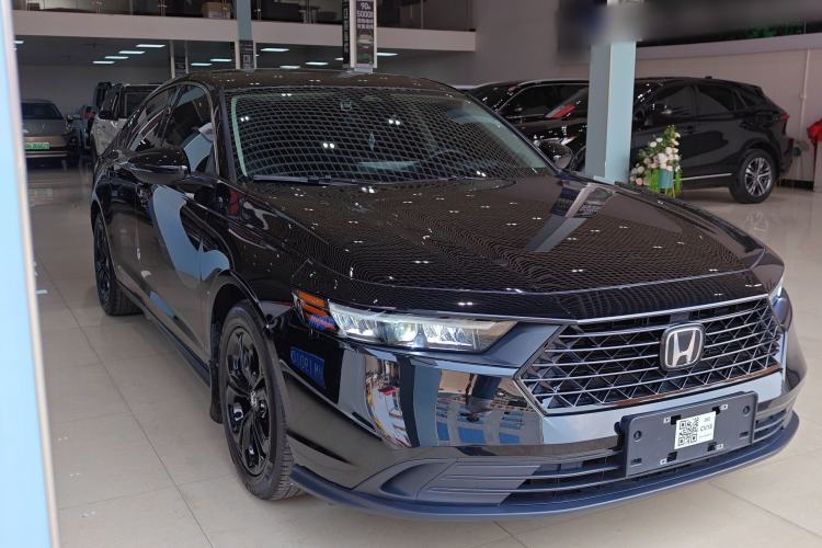 Used Honda Accord 2025 260TURBO Luxury Edition Front Right 45 Deg