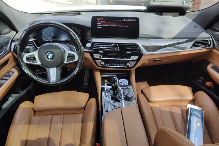Used BMW 6 Series GT 2021 630i M Sport Package Center Console