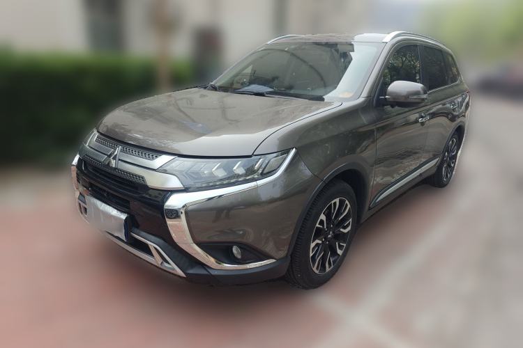 Used Mitsubishi Outlander 2020 2.4L 4x4 Zhi Xiang Edition 5 Seats