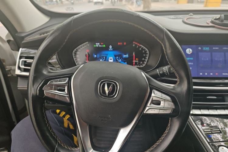 Used CHANGAN CS85 COUPE 2019 2.0T Automatic Luxury Edition China V Standard Steering Wheel