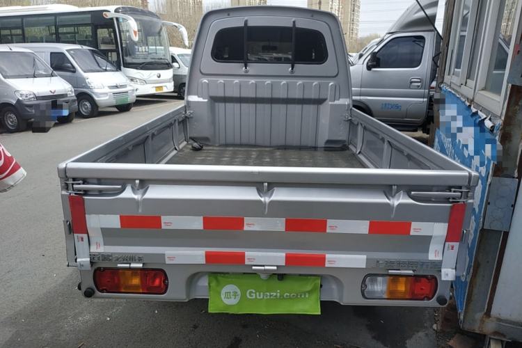 Used Wuling Zhiguang Small Truck 2023 1.5L Double-Cab LAR Rear