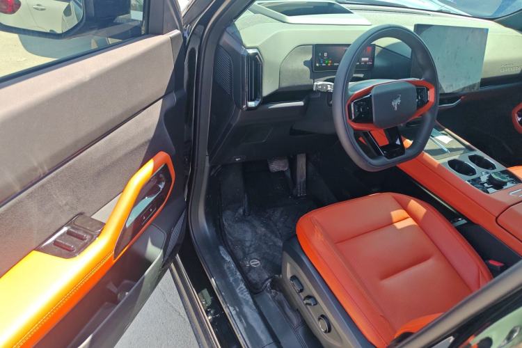 Used Ford Bronco 2026 Model Ink Diamond Range-Extended Driver Seat