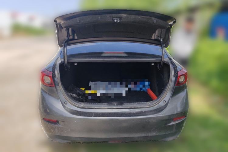 Used Mazda 3 Axela 2017 Sedan 1.5L Automatic Comfort Model Emission Standard China V
